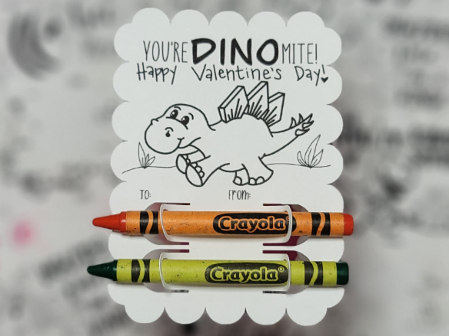 Color Your Own Valentine's - 8 Pack